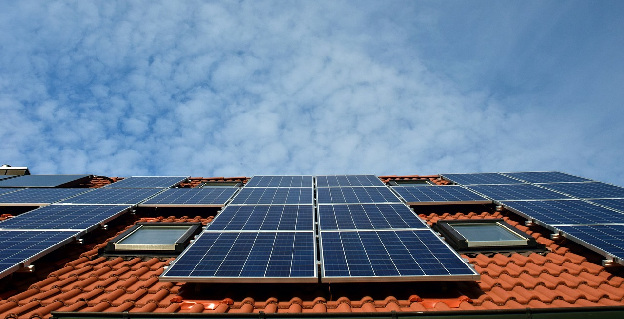 elektrische auto opladen met zonnepanelen