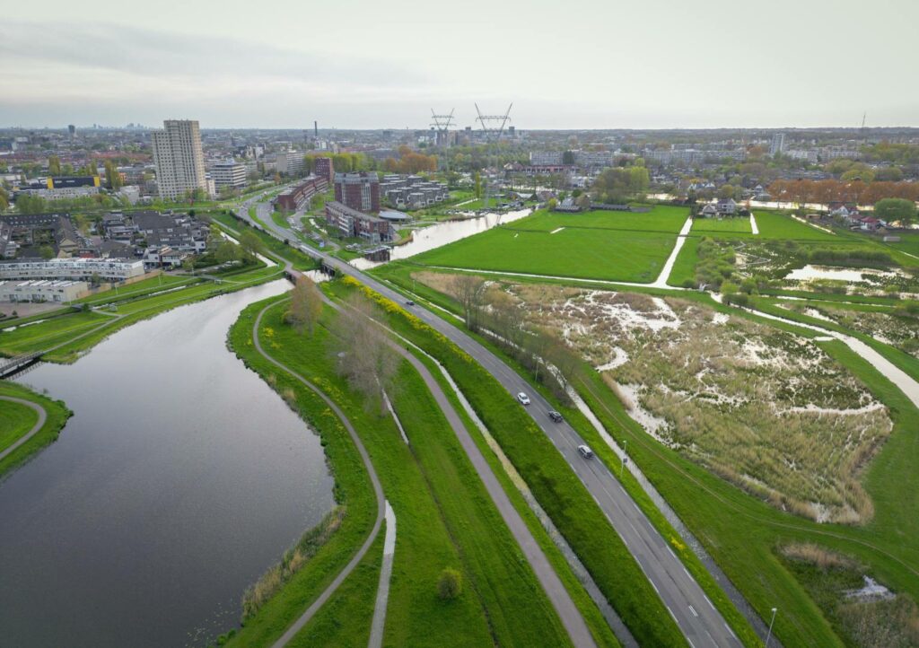 laadpaal aanvragen gemeente Leiderdorp